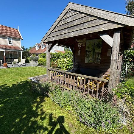Comfortabel En Gezellig Vakantiehuis Bij Het Strand ウェーメルディンゲ エクステリア 写真